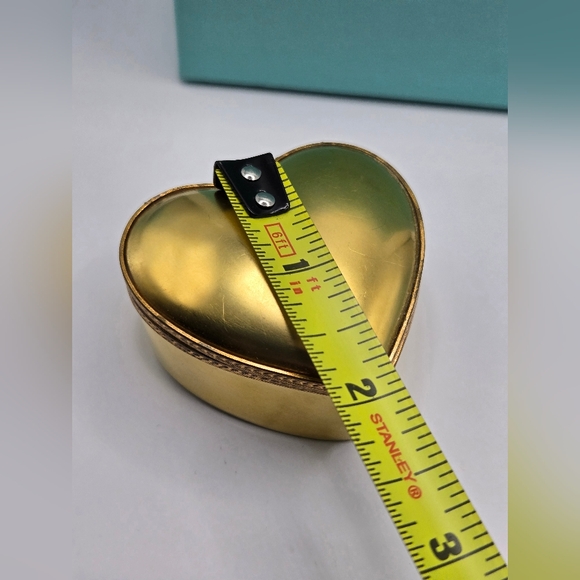 Tiffany & Co. Gold Heart-Shaped Trinket Box - Picture 5 of 7